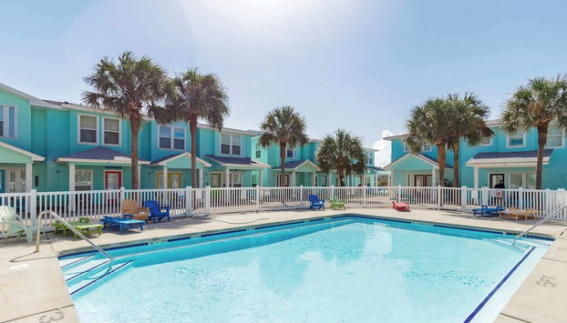 Resort Pool & Pet Friendly - Sleeps 9 - Foto 2, Imagen principal