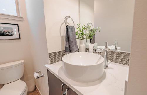 Rooftop access and Views Lake Union Lookout - Photo 33