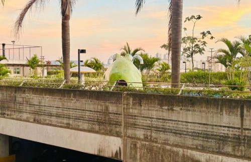 Apt 504 Luxury Design with Parking - Near Arena Airport - Foto 54