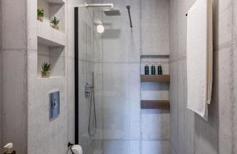 Boutique Saline Apartments - Blue - Photo 30