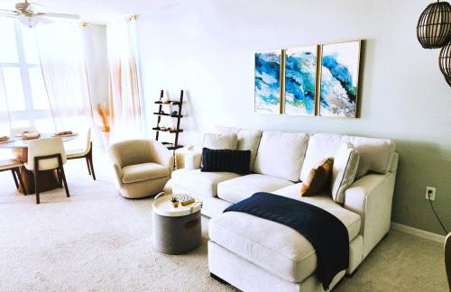 Turnkey Tranquility with Marina & Intercoastal views - Foto 35