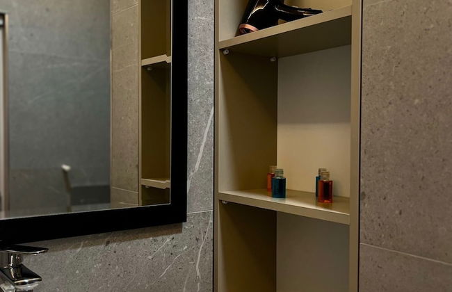 Golden Life Suite - Photo 41