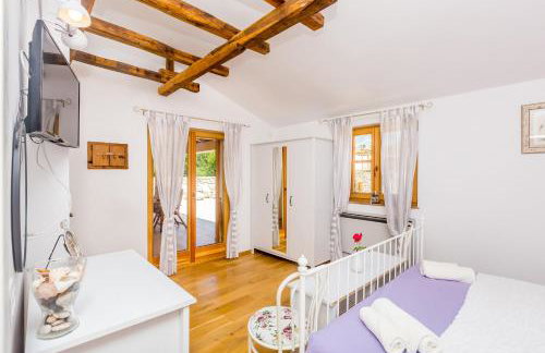 Holiday house Hojevica - Kras, Krk - Photo 23