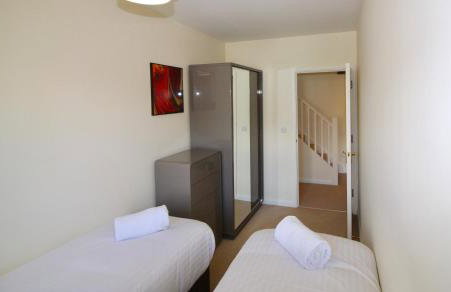 AmberBlue@Epsom - Photo 32