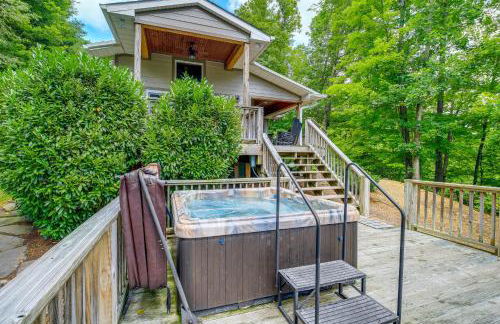 Lakefront Butler Home with Hot Tub and Fire Pit! - Foto 25