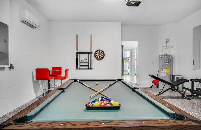 Luxury Home w Heated Pool, Gym, Playground & More! - Foto 56