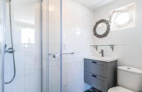 Nice Home In San Juan De Los Terrer - Photo 16