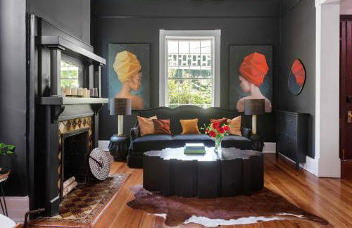 Grand Damn - Photo 28