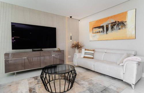 Apartment with spectacular view in Cabopino - Photo 10