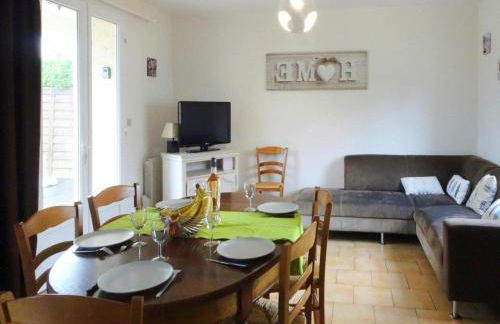Holiday Home in Portbail Near Sandy Beach - Foto 14