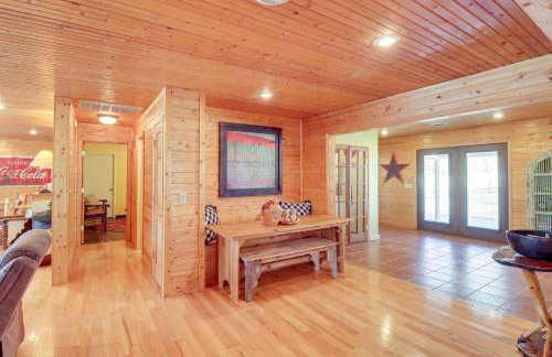 Spacious Cabin with Private Dock on White River! - Foto 8