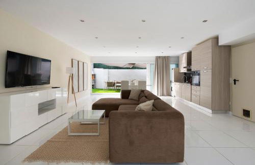 PLAYA a 3 minutos Parking barbacoa Apartamento en Castelldefels - Foto 1