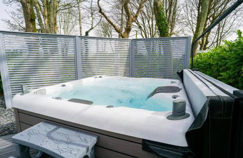 Luxury retreat with hot tub & wood burner - Mylor - Foto 8