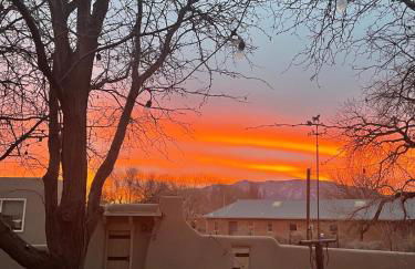 Chasing Sunsets and Serenity - Foto 18