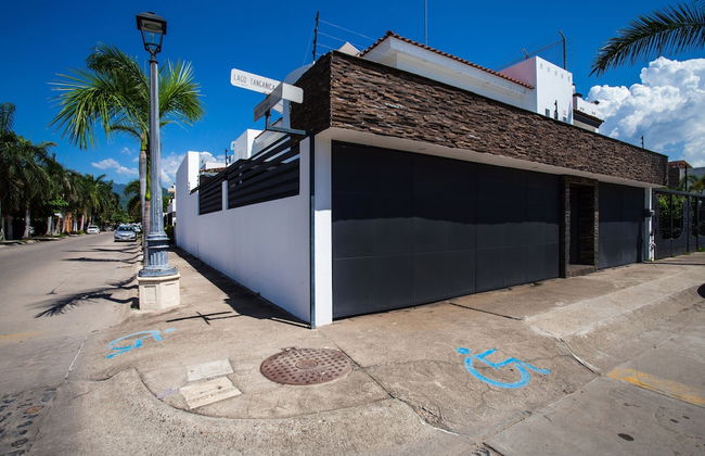 Private Pool - Near Beach - Restaurants - Foto 42