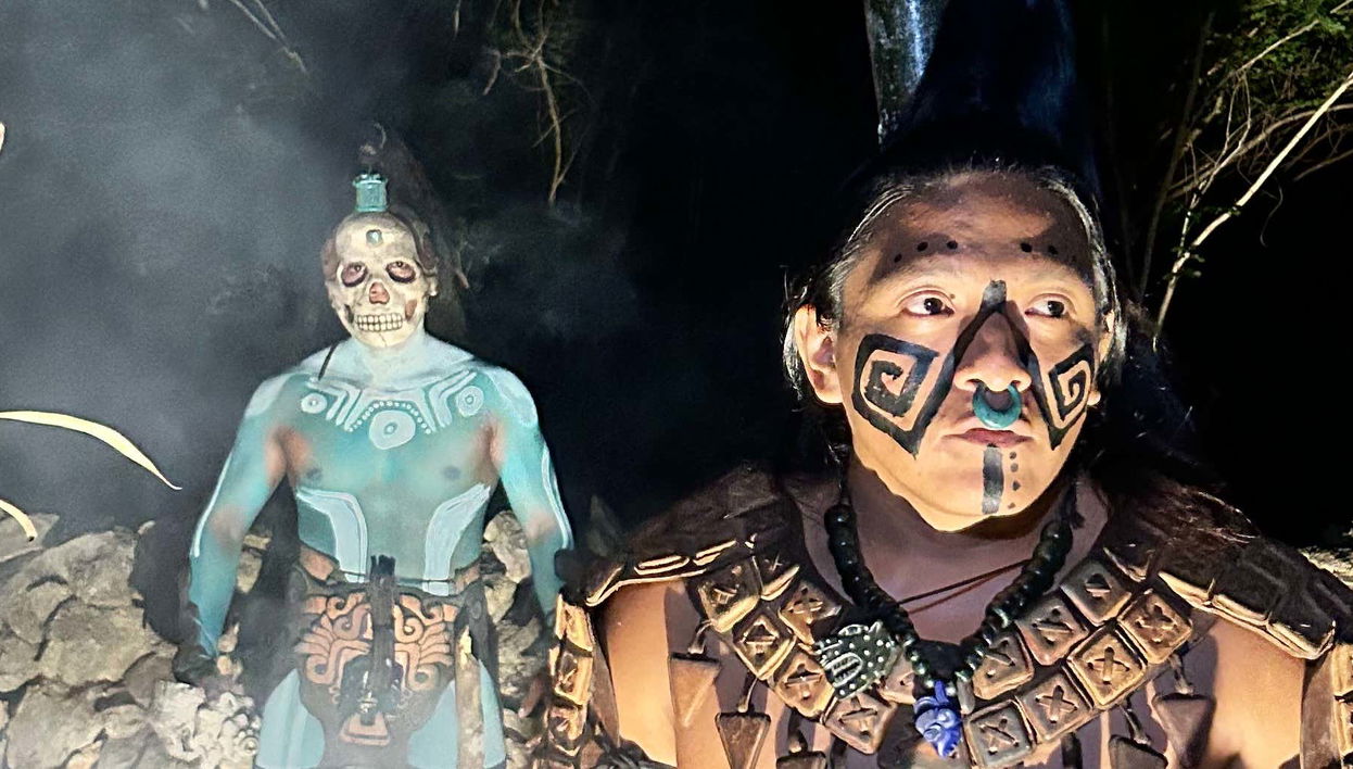 Day of the Dead Ceremony At A Cenote - Foto 1