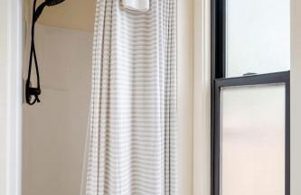 Stay Portland - Restored Farmhouse & Backyard Tiny House Village - Photo 24