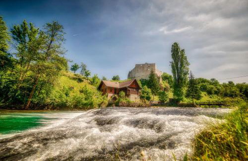 Apartment Stone and Wood - Photo 46