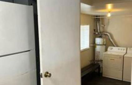 New 2BR Home w Parking Laundry in 580-80 - Foto 41