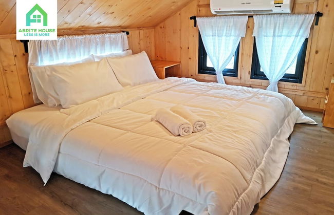 Tiny House on Koh Lanta Only 2 Mins Walk to the Beach - Photo 14