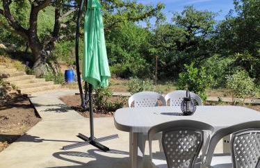 Les quatre chênes - Foto 1