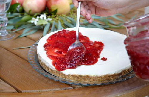 Avra Private Suites - Photo 39