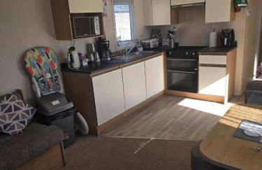 Trecco bay Caravan Hire Porthcawl - Photo 23