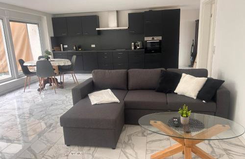 Sonnen Nest - Lichtdurchflutete Wohnung im Grünen - Foto 1