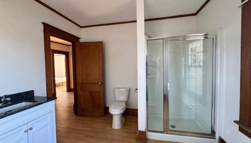 Warm and Cozy 4Bd 2Bath - Foto 2