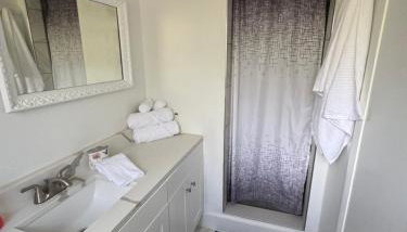 HUGE In-Law Apt Beach Oasis- Private entrance - Foto 2