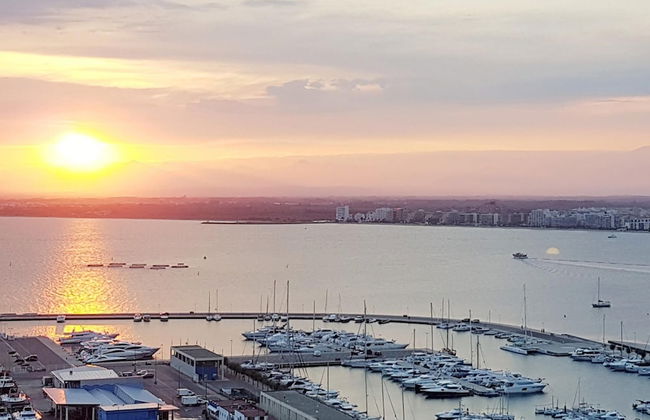 Apartment in Roses With Balcony - Photo 32