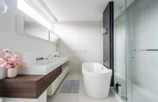 Luxury 4BR Townhouse in Downtown Toronto - Photo 48