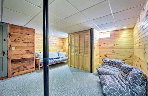 Oceanfront Cape Cod Home with Porch, Yard and Grill! - Foto 21