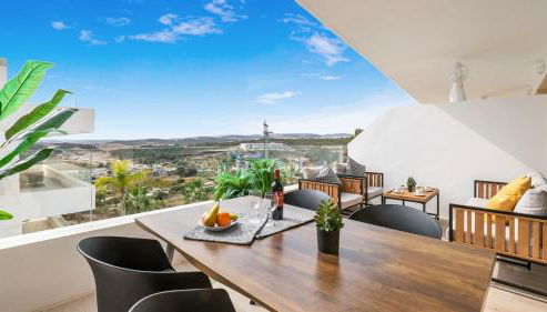 ViVi Homes - Roli Pool, Terrace, Golf & Beach - Photo 2