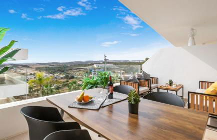 ViVi Homes - Roli Pool, Terrace, Golf & Beach - Photo 1