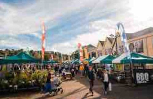 The Cuckoo's Retreat - Luxurious home with private garden & jacuzzi - Photo 75