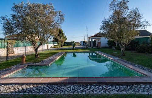 Casa com Piscina Privada em Palmela - Jardim & Estacionamento - Foto 41