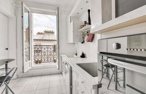 Vue Tour Eiffel et 5 minutes des Champs-Elysees Appartement 2 chambres Paris 16 Etoile - Foto 7