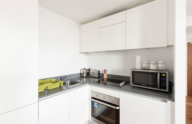 Birmingham Serviced Apartments Hagley Rd - Photo 17