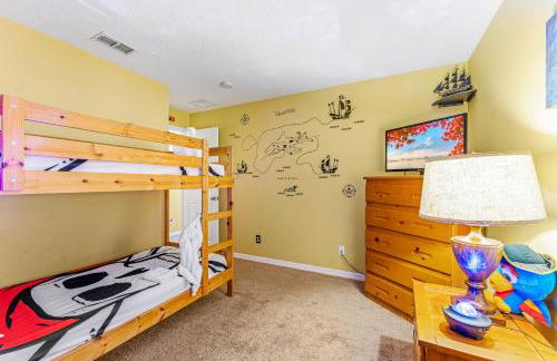 Disney Family Fun Resort, Pool and Game Room - Foto 29
