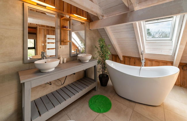 Lush Holiday Home With Bubble Bath and Sauna - Foto 24