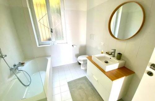 Lakeview Villa with Private Swimming Pool - Foto 26