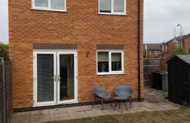 Sunningdale homely detached family,contractor 3 bed house with Parking - Foto 8