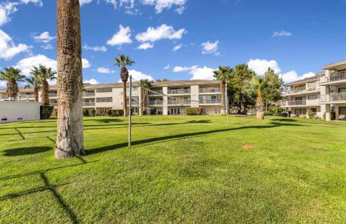 Modern Resort Condo - Pools, Courts & Scenic Views - Foto 25