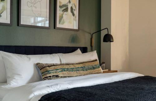 Urban Gallery Loft - King Bed - Larimer Square - Foto 29