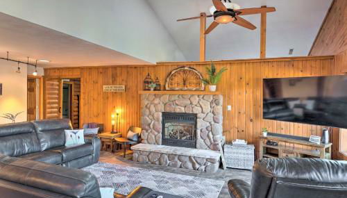 Boat Dock and Backyard Rock River Retreat - Foto 5