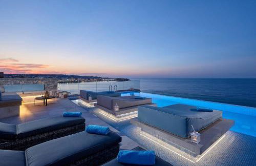 Seafront Apartments by Myseasight - Foto 1