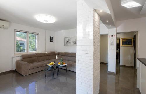 Holiday Home Zrincy - Photo 9