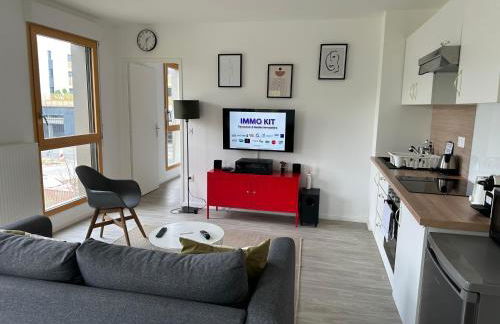 Cosy 2 pièces et parking 30 mns Gare du Nord by immo kit bnb - Foto 3