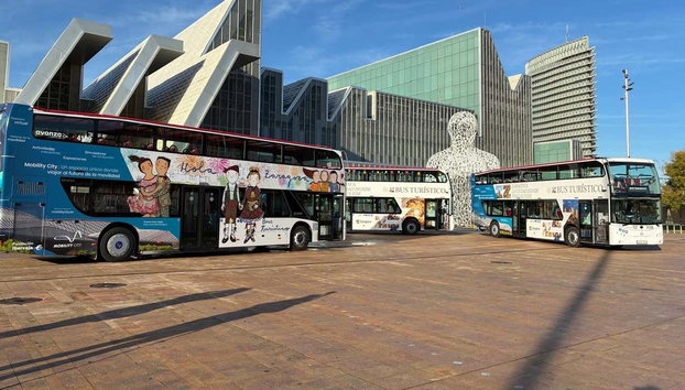Bus touristique de Saragosse - Foto 3